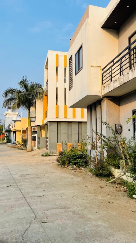 chandra tara colony houses