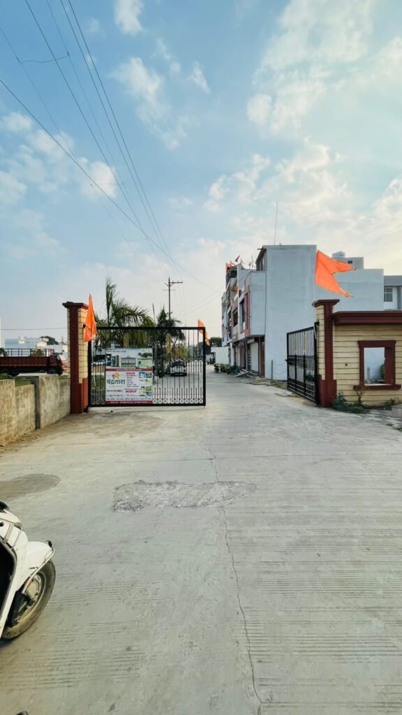 chandra tara main gate