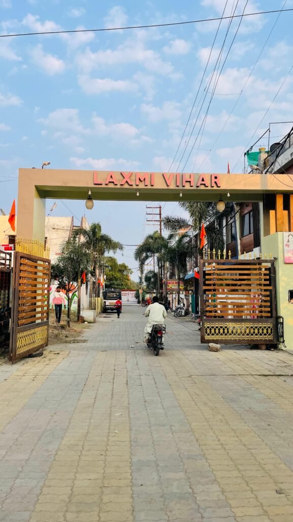 laxmi vihar gate