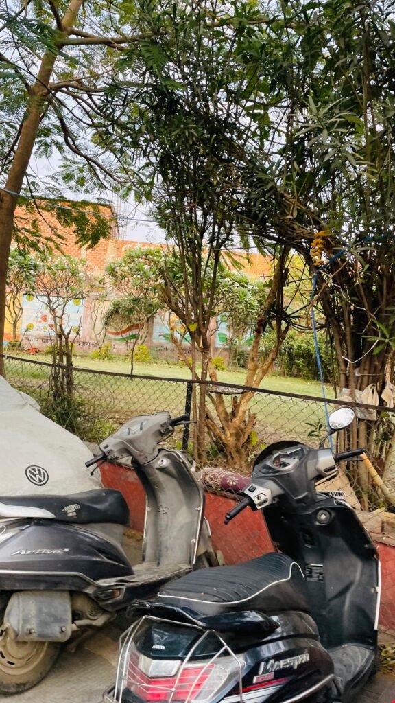 laxmi vihar parking